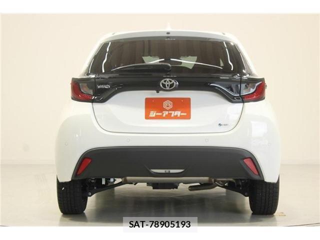 Toyota YARIS 2024-09 7880802-10