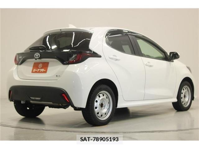 Toyota YARIS 2024-09 7880802-11