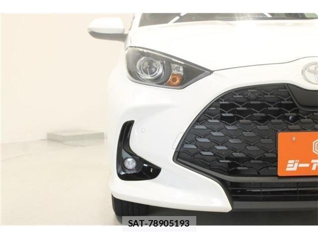 Toyota YARIS 2024-09 7880802-15