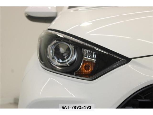 Toyota YARIS 2024-09 7880802-16