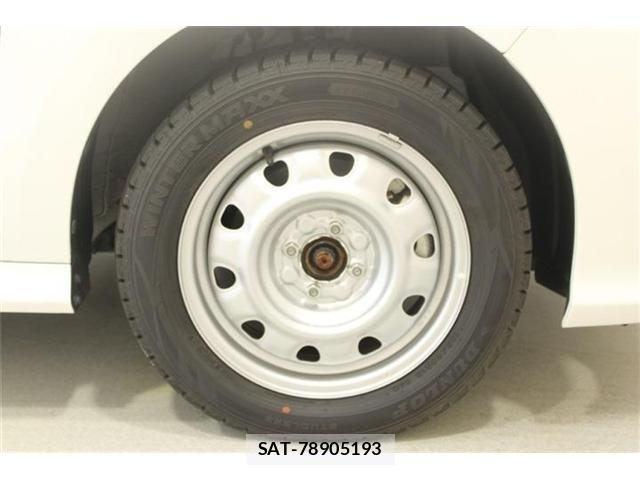 Toyota YARIS 2024-09 7880802-21