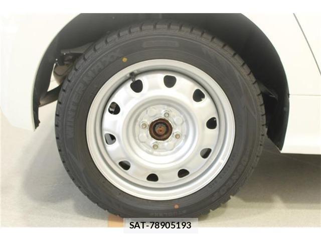 Toyota YARIS 2024-09 7880802-22