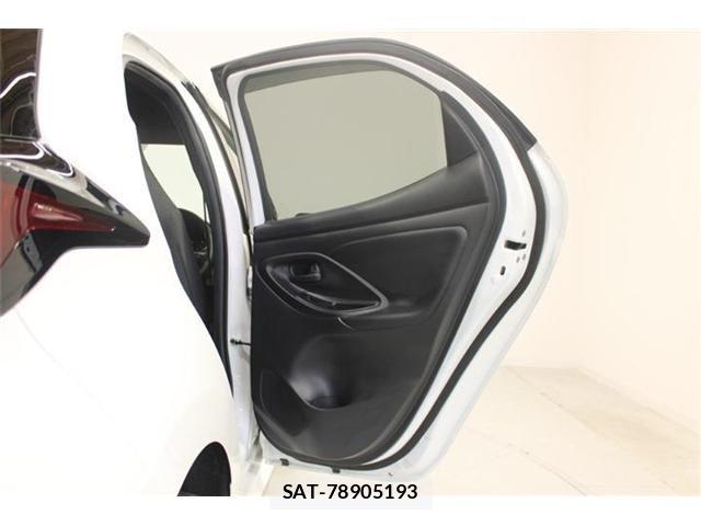 Toyota YARIS 2024-09 7880802-28