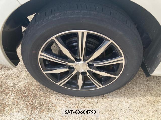 Toyota YARIS 2022-06 7880807-3