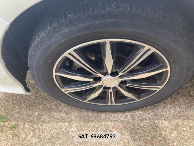 Toyota YARIS 2022-06 7880807-7