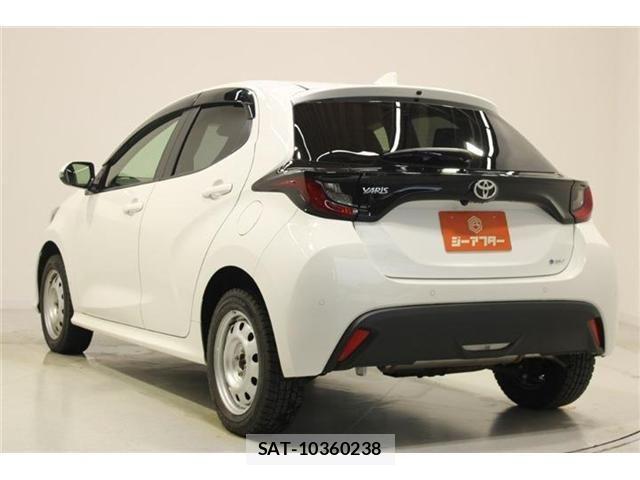 Toyota YARIS 2025-02 7880801-10