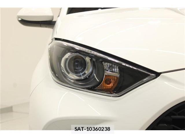 Toyota YARIS 2025-02 7880801-17