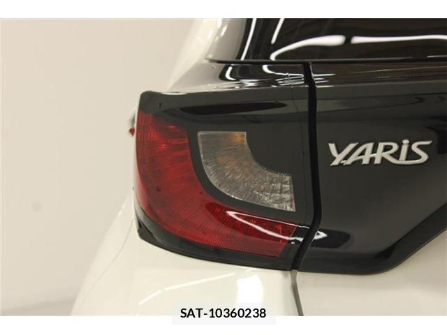 Toyota YARIS 2025-02 7880801-19