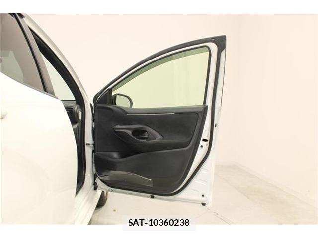 Toyota YARIS 2025-02 7880801-29