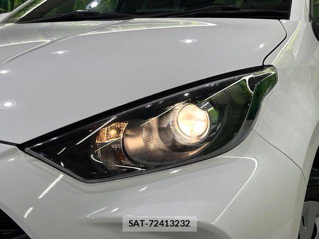 Toyota YARIS 2023-06 7964567-11