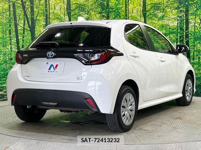 Toyota YARIS 2023-06 7964567-16