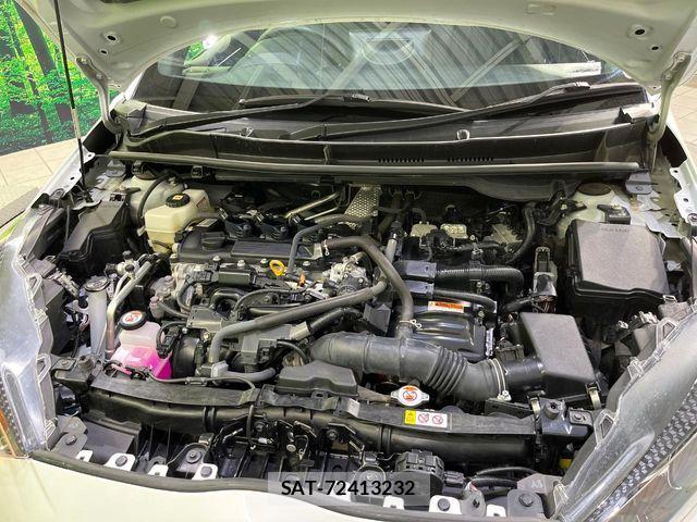 Toyota YARIS 2023-06 7964567-17