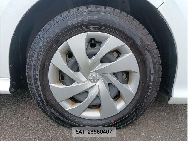 Toyota YARIS 2023-06 7964569-16