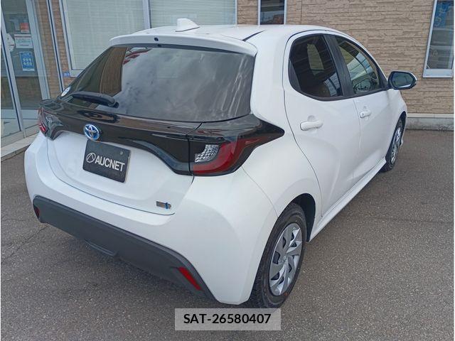 Toyota YARIS 2023-06 7964569-2