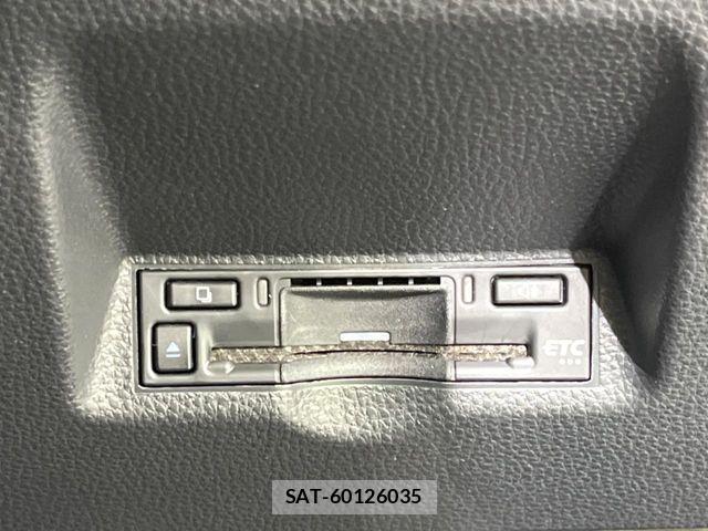 Toyota YARIS 2024-07 7964565-6