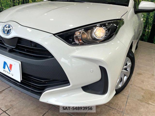 Toyota YARIS 2020-10 7964568-11