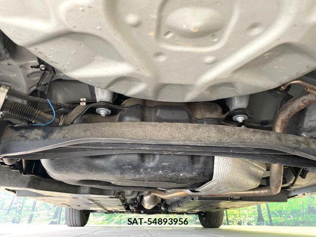 Toyota YARIS 2020-10 7964568-18