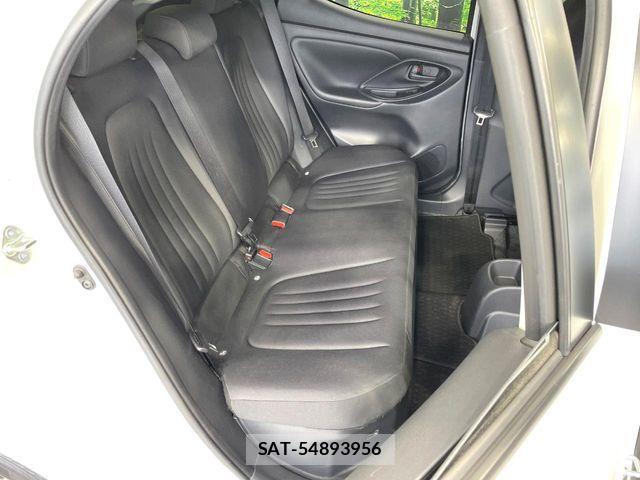 Toyota YARIS 2020-10 7964568-8