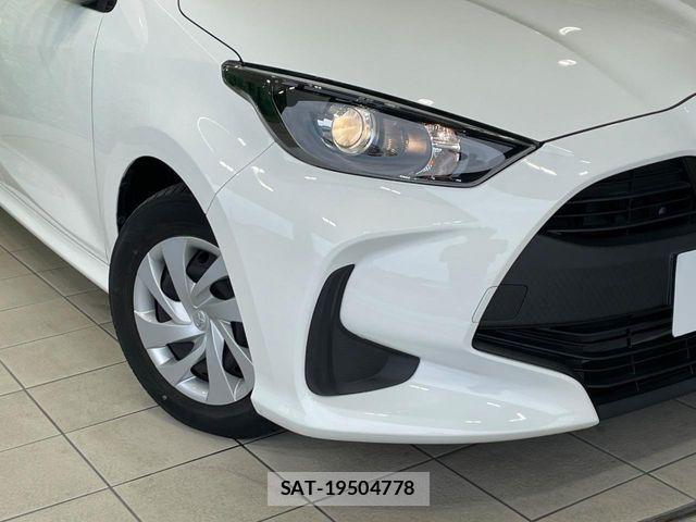 Toyota YARIS 2023-06 7981707-12