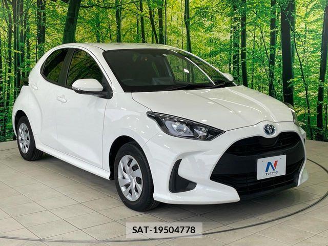 Toyota YARIS 2023-06 7981707-15