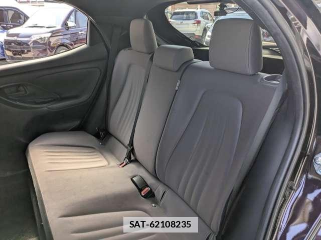 Toyota YARIS 2020-07 7981706-11