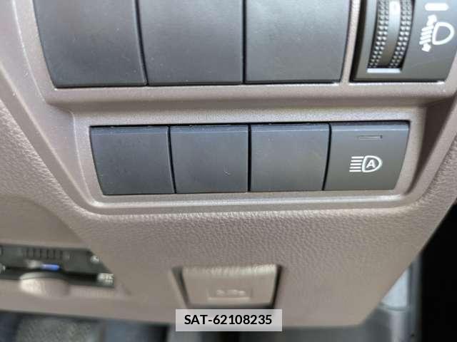 Toyota YARIS 2020-07 7981706-26
