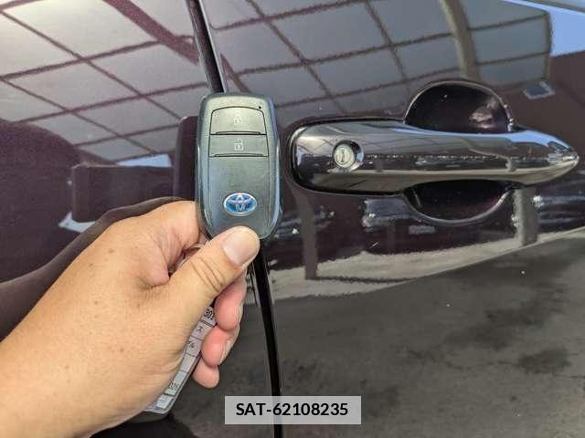Toyota YARIS 2020-07 7981706-29