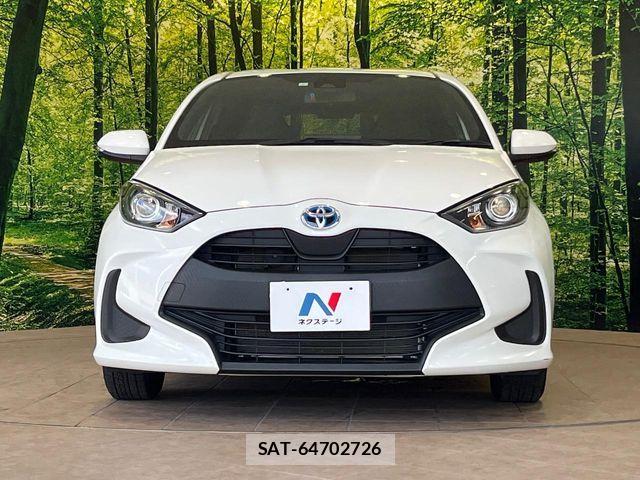 Toyota YARIS 2023-06 8039479-13