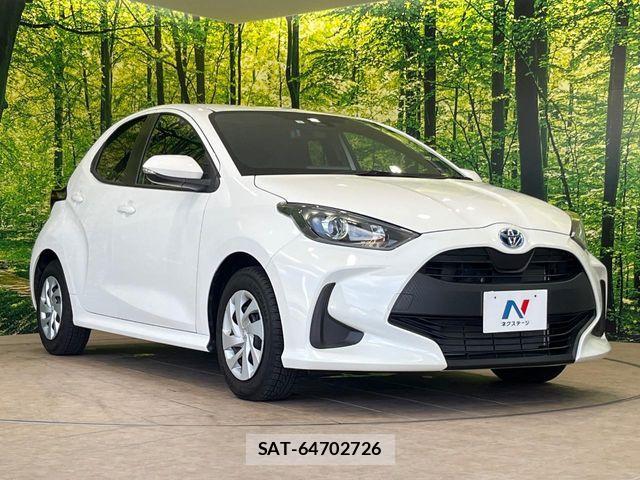 Toyota YARIS 2023-06 8039479-15
