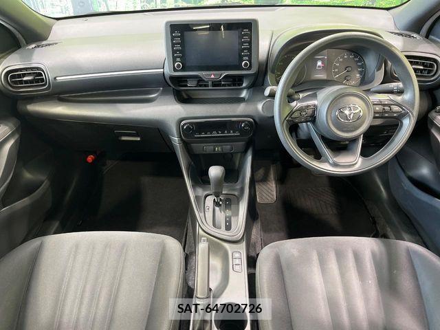 Toyota YARIS 2023-06 8039479-1