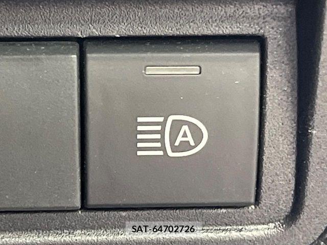 Toyota YARIS 2023-06 8039479-5