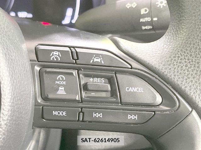 Toyota YARIS 2024-04 8039477-5