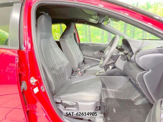Toyota YARIS 2024-04 8039477-7