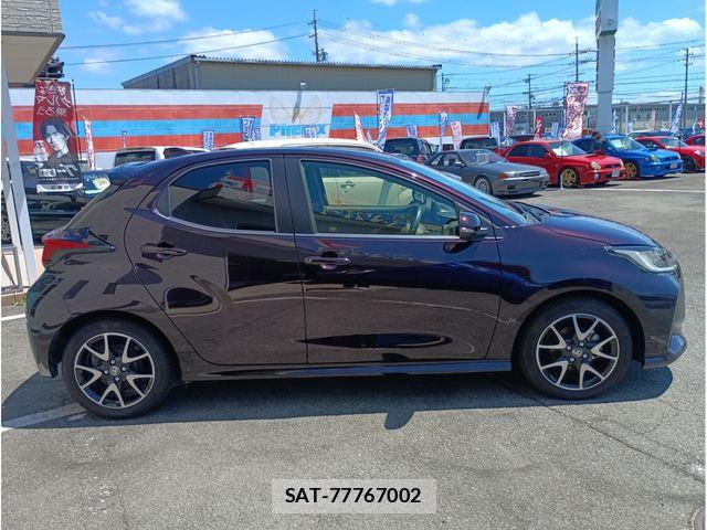 Toyota YARIS 2020-09 8039478-7