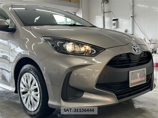 Toyota YARIS 2022-07 8076297-11
