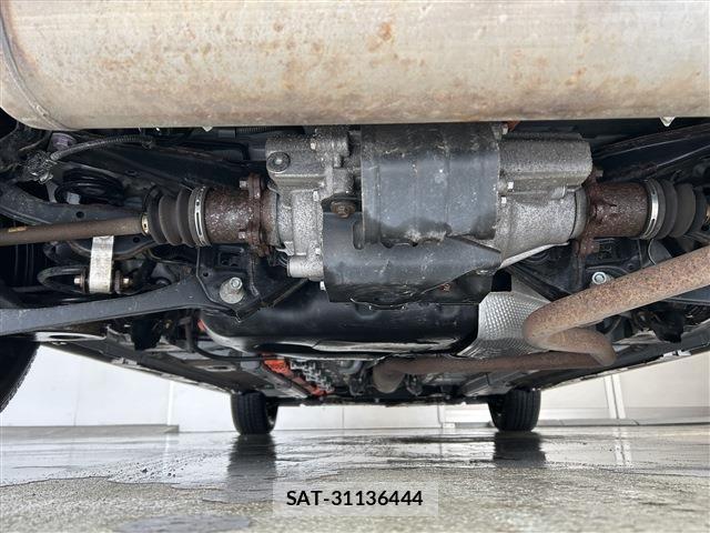 Toyota YARIS 2022-07 8076297-28