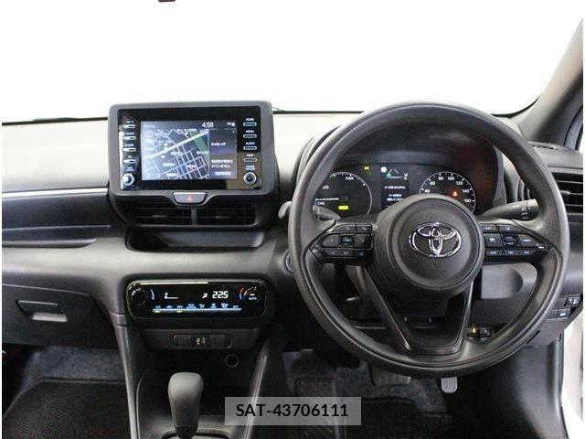 Toyota YARIS 2024-02 8076296-9