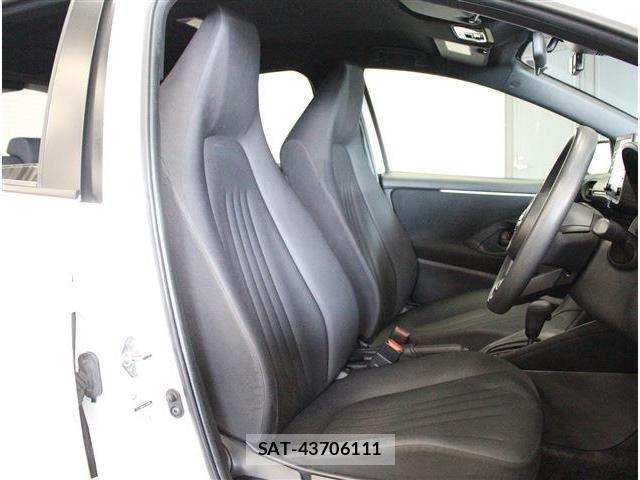 Toyota YARIS 2024-02 8076296-12