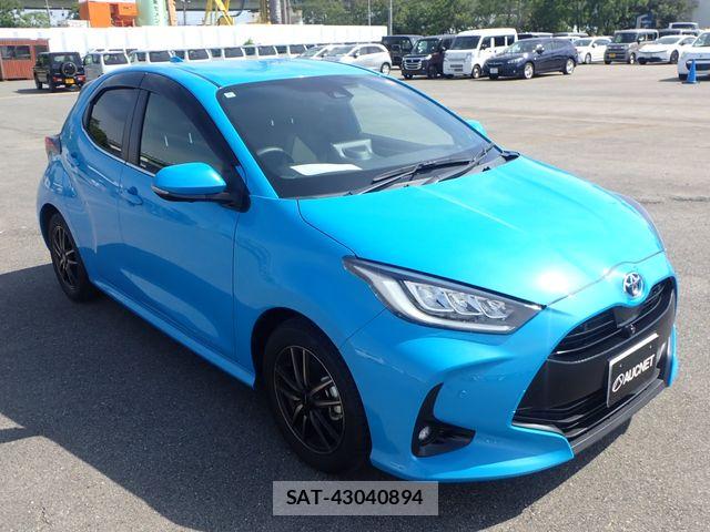 Toyota YARIS 2021-10 8076292-3