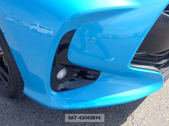 Toyota YARIS 2021-10 8076292-8