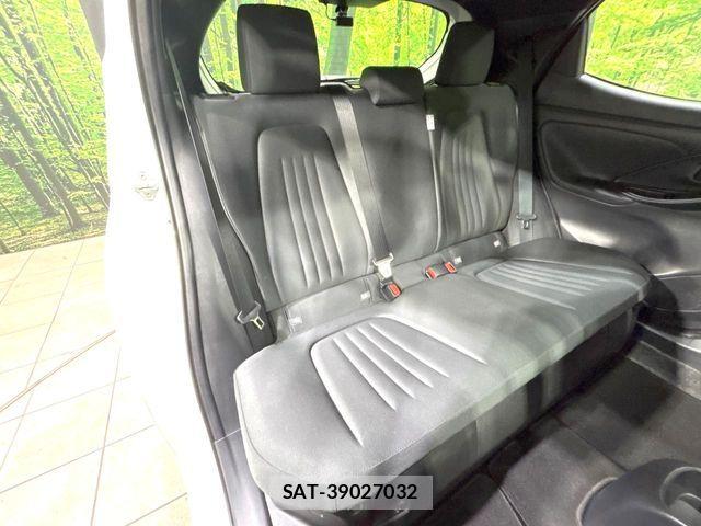 Toyota YARIS 2024-06 8076295-9