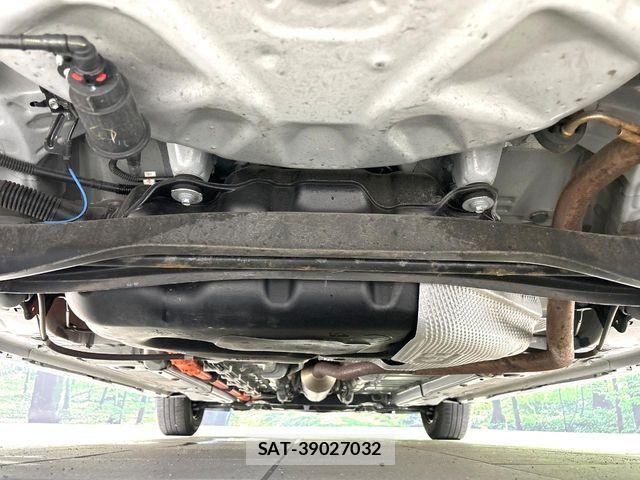Toyota YARIS 2024-06 8076295-18