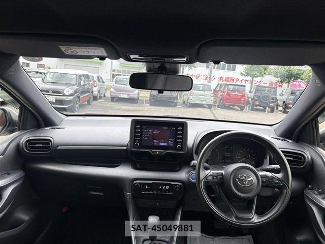 Toyota YARIS 2020-11 8076299-13