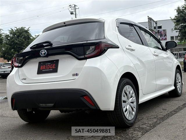 Toyota YARIS 2020-11 8076299-7