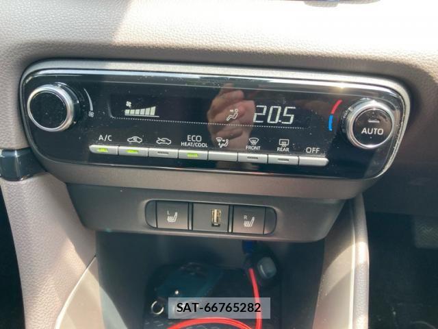 Toyota YARIS 2020-06 8102985-16