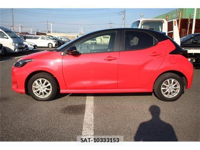 Toyota YARIS 2020-07 8133198-12