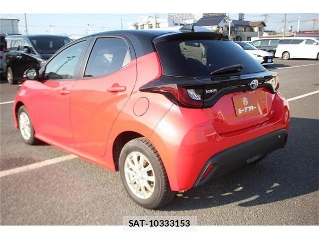 Toyota YARIS 2020-07 8133198-13