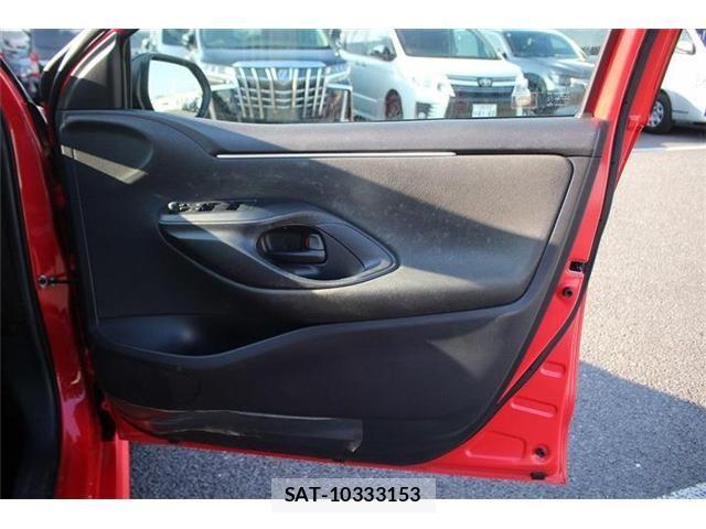 Toyota YARIS 2020-07 8133198-29