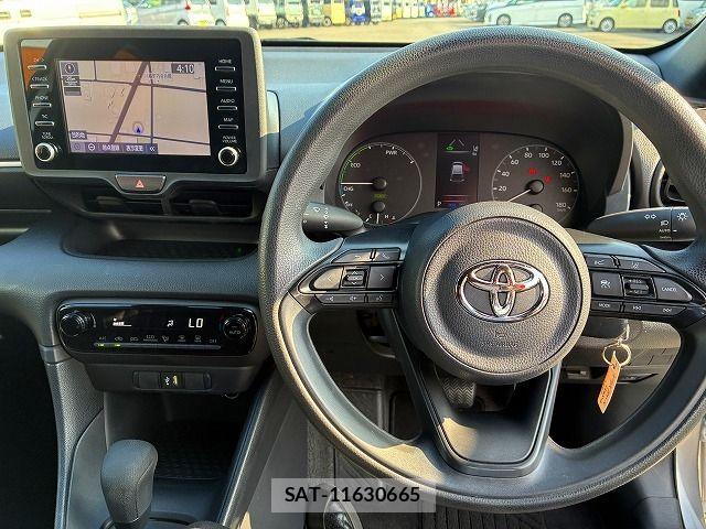 Toyota YARIS 2023-06 8133199-8