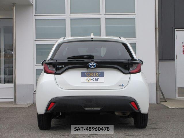 Toyota YARIS 2021-05 8133197-22